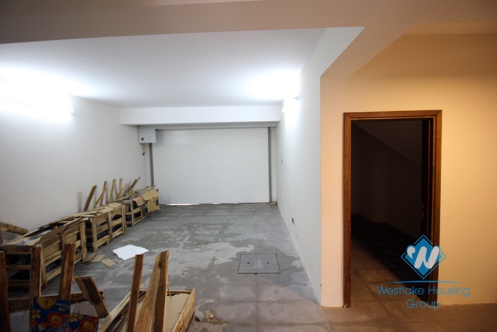 A spacious villa for rent in Q area, Ciputra